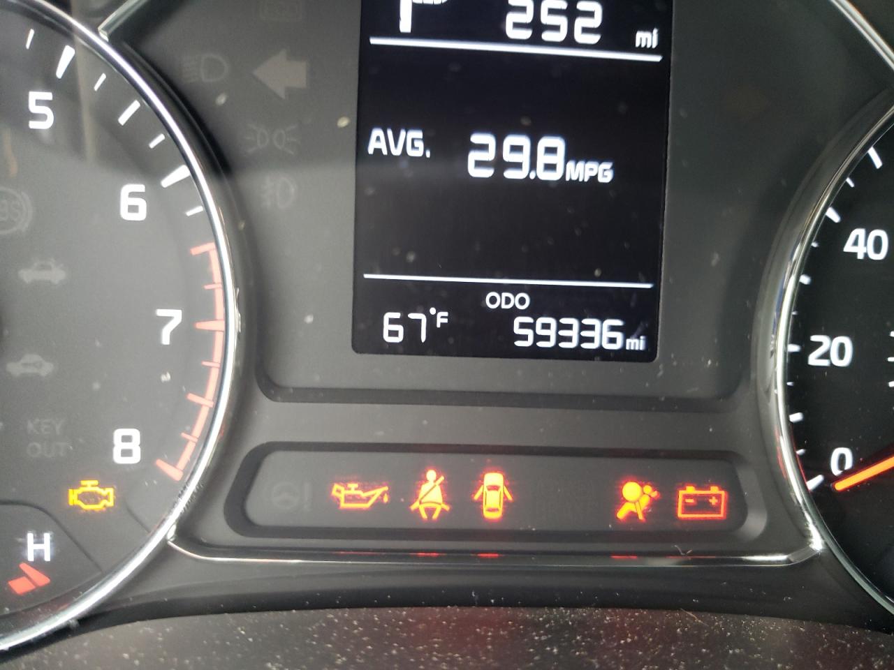 Photo 8 from auction – 2017 KIA FORTE LX with VIN 3KPFK4A74HE103612