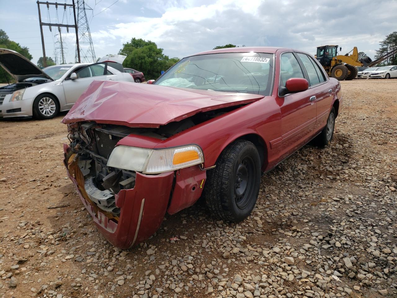 Photo 2 from auction – 2000 FORD CROWN VICT with VIN 2FAFP73W4YX117548