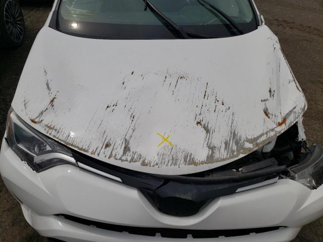 Photo 7 from auction – 2016 TOYOTA RAV4 LE with VIN 2T3BFREV7GW433952