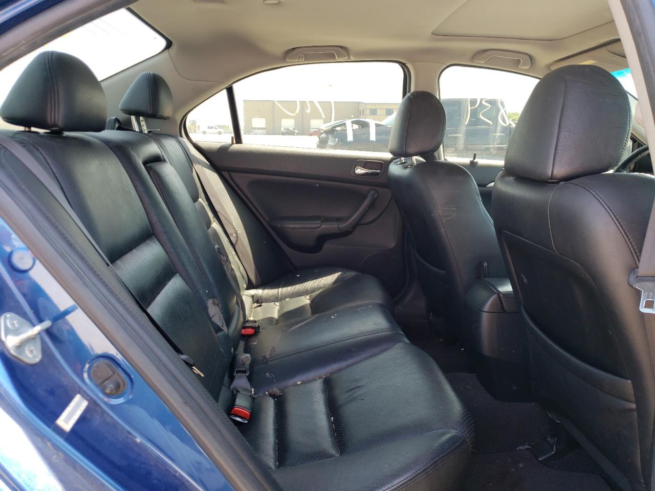 Photo 6 from auction – 2004 ACURA TSX with VIN JH4CL96854C003520