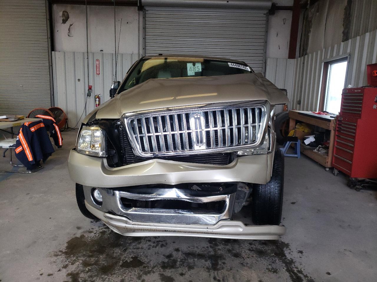 Photo 9 from auction – 2008 LINCOLN MARK LT with VIN 5LTPW16558FJ03197