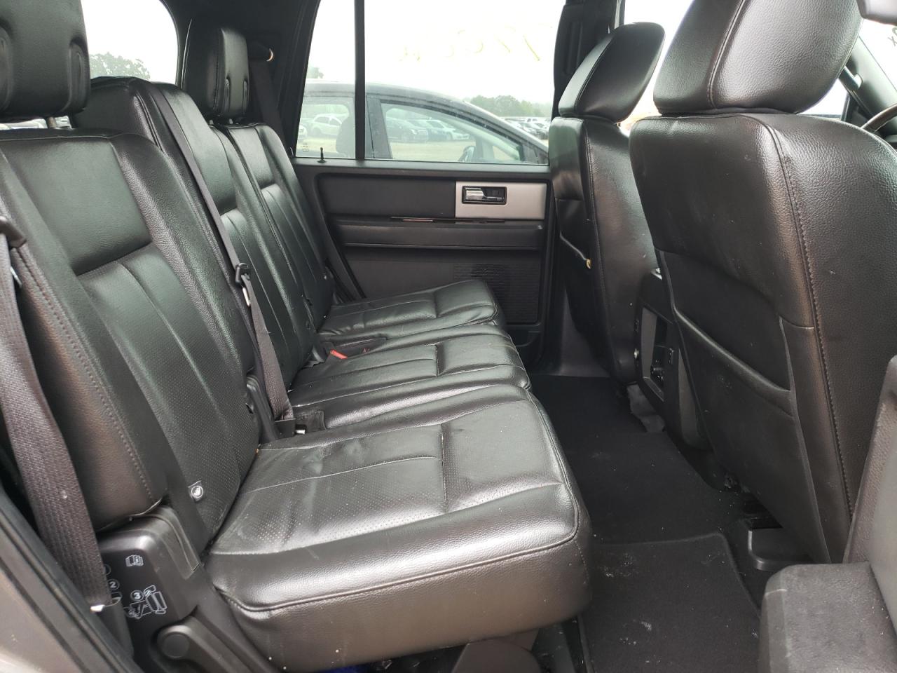 Photo 6 from auction – 2010 FORD EXPEDITION with VIN 1FMJU2A53AEA42838