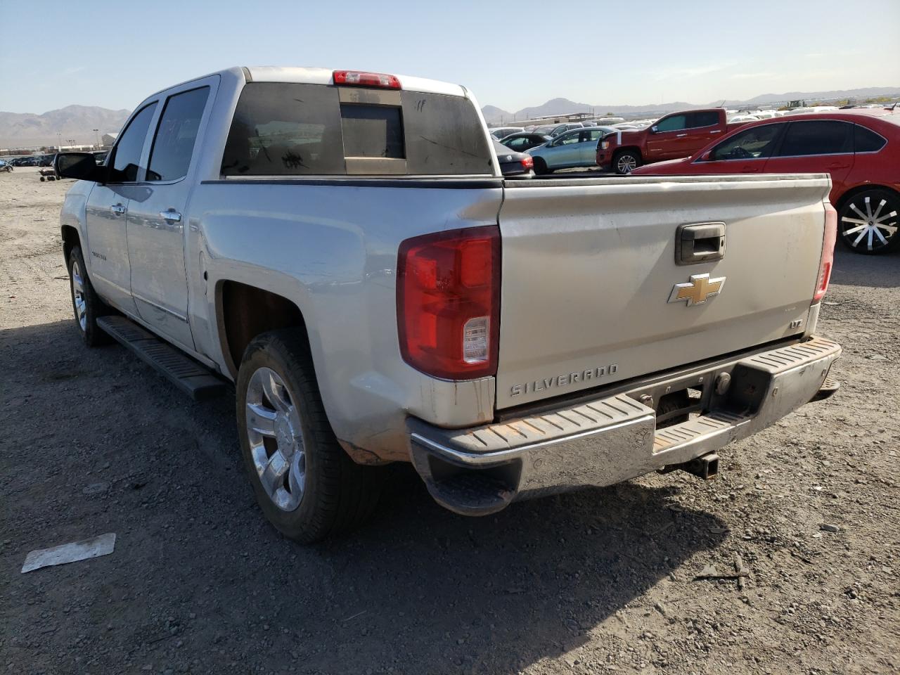 Photo 3 from auction – 2018 CHEVROLET SILVERADO with VIN 3GCUKSEC0JG385888