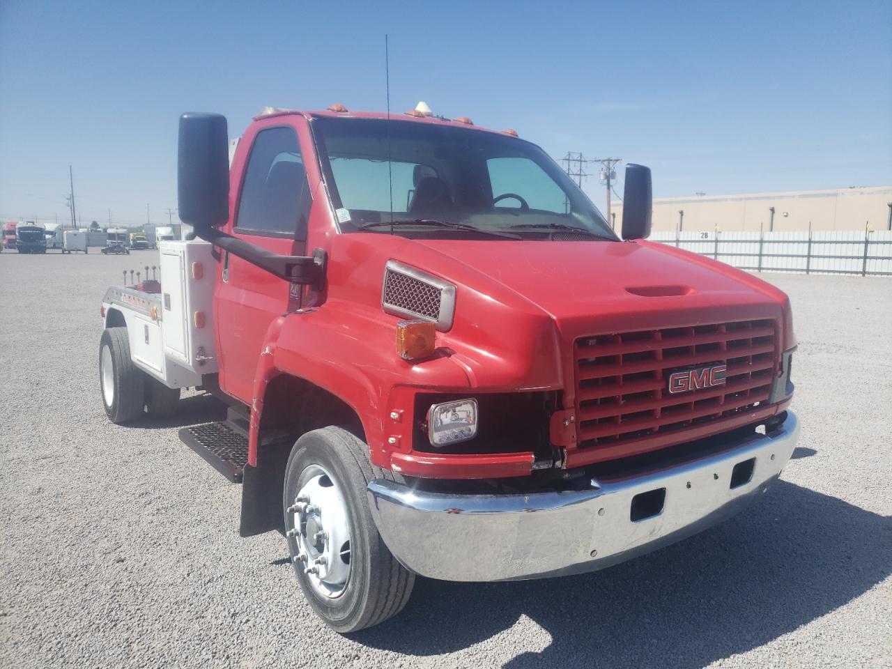 GMC C5500 C5C0 2006 with VIN 1GDE5C12X6F419354 - Photo from auction