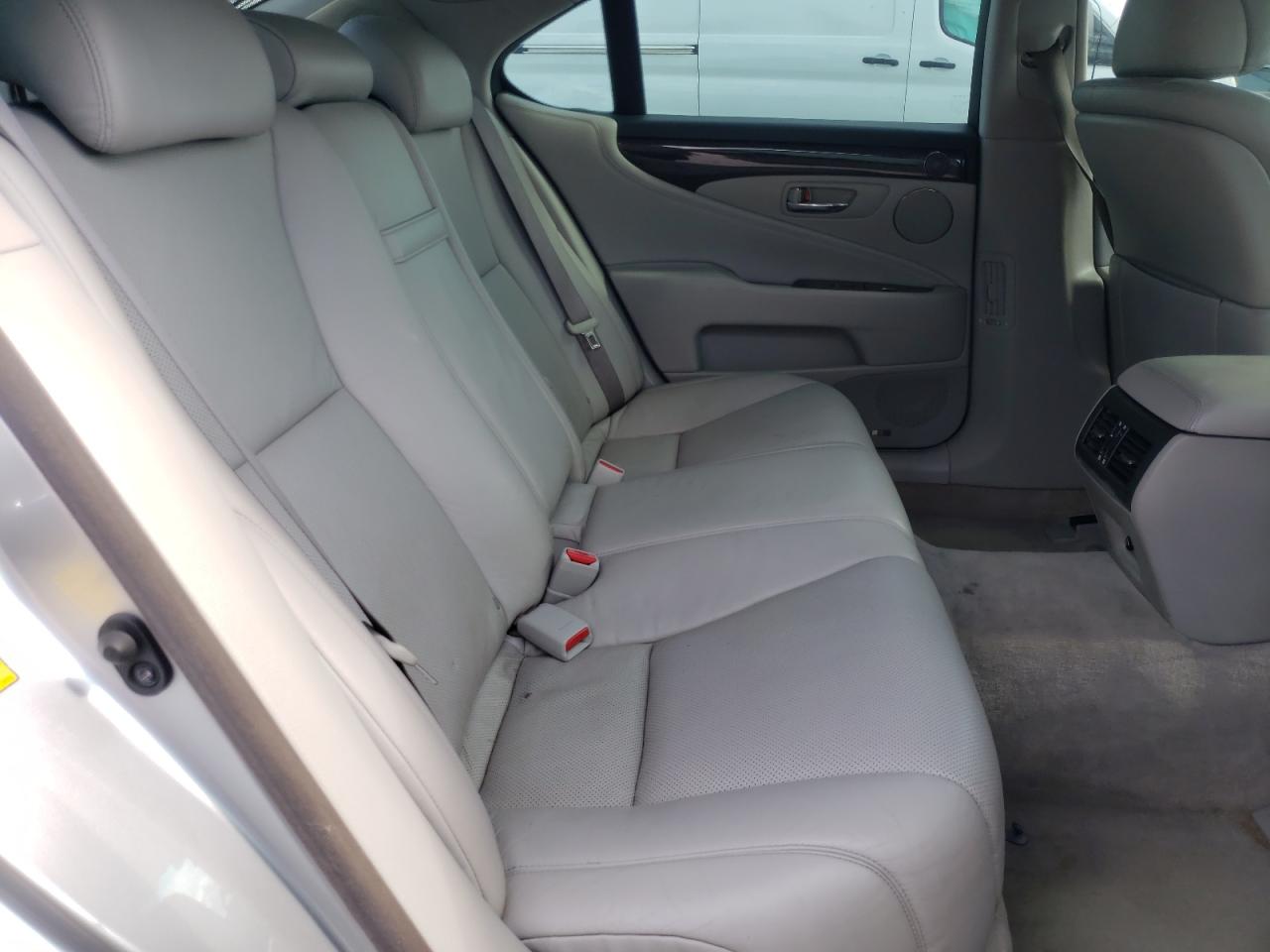 Photo 6 from auction – 2007 LEXUS LS 460 with VIN JTHBL46F875030040