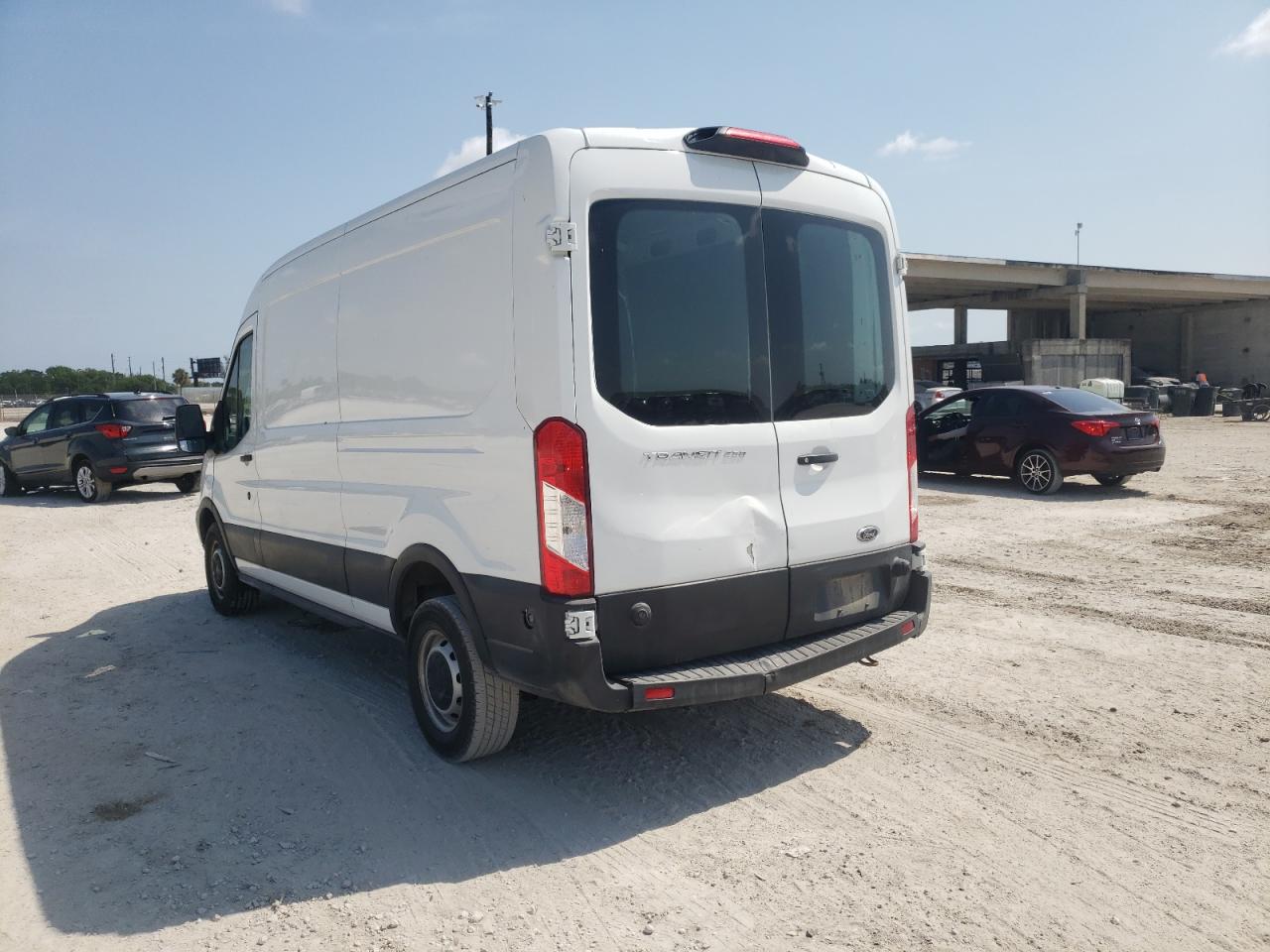 Photo 3 from auction – 2019 FORD TRANSIT T- with VIN 1FTYR2CMXKKB07812