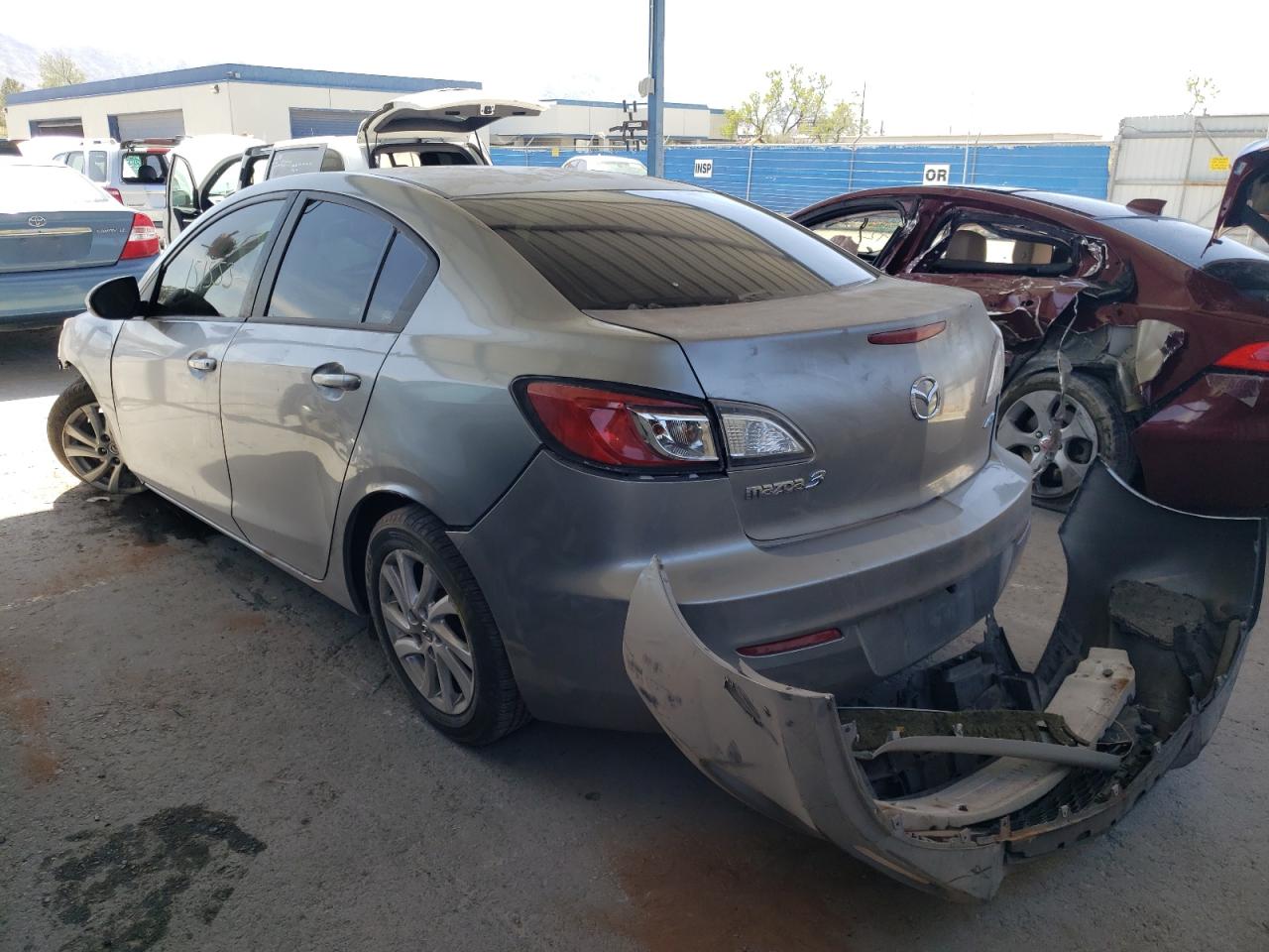 Foto 3 de la subasta – 2012 MAZDA 3 I con VIN JM1BL1V76C1668931