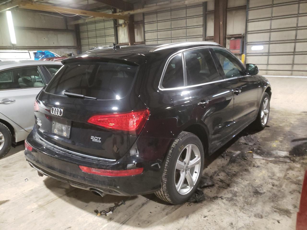 Photo 4 from auction – 2017 AUDI Q5 PREMIUM with VIN WA1M2AFP3HA052096
