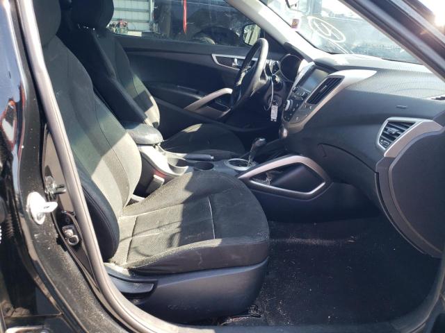 Photo 5 from auction – 2017 HYUNDAI VELOSTER with VIN KMHTC6AD8HU323818