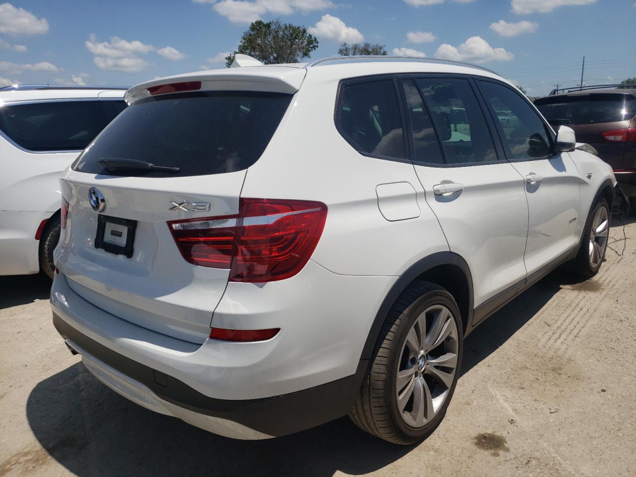 Photo 4 from auction – 2015 BMW X3 XDRIVE2 with VIN 5UXWX9C5XF0D45824
