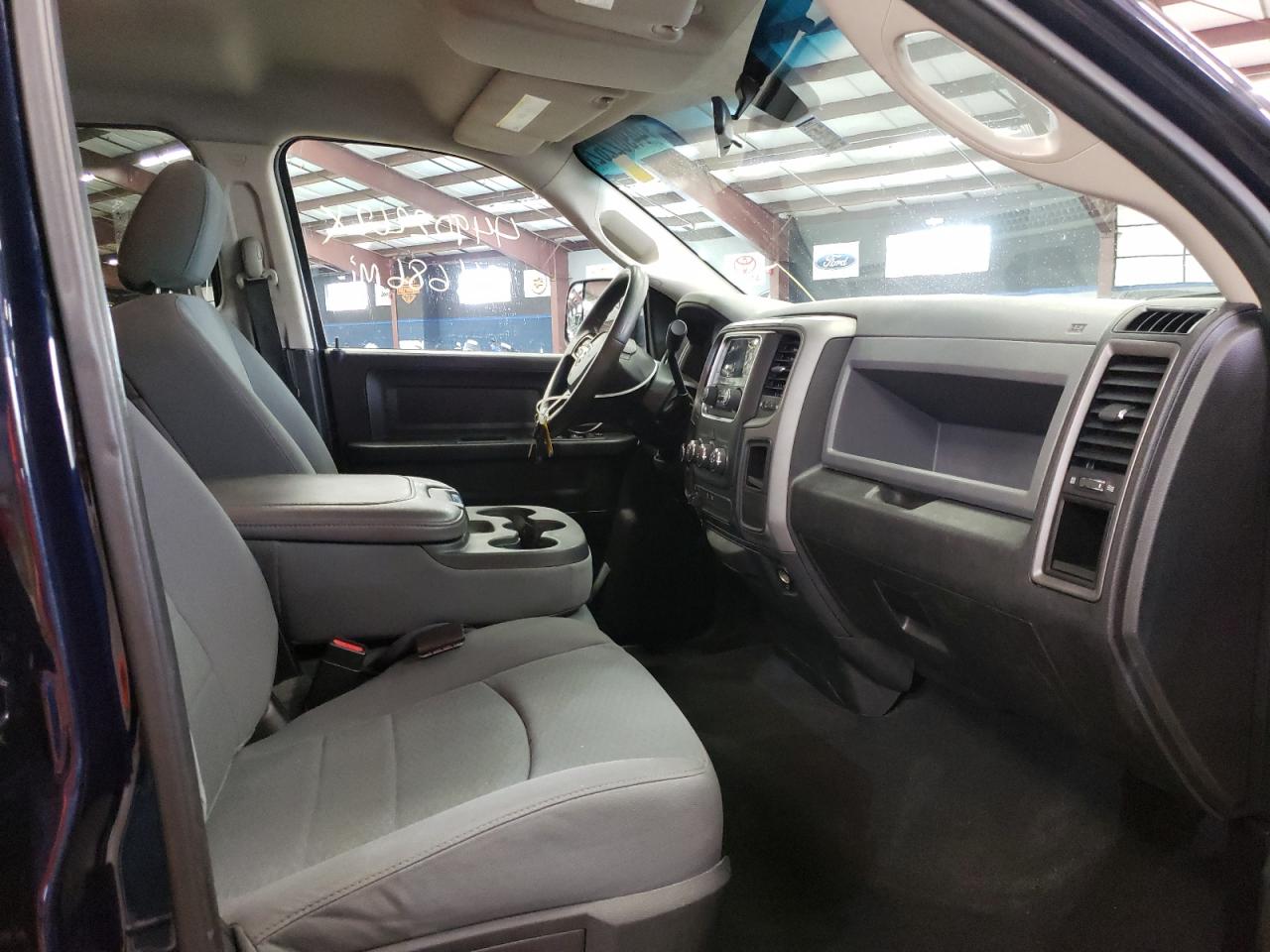 Photo 5 from auction – 2013 RAM 1500 ST with VIN 1C6RR7FT0DS519980