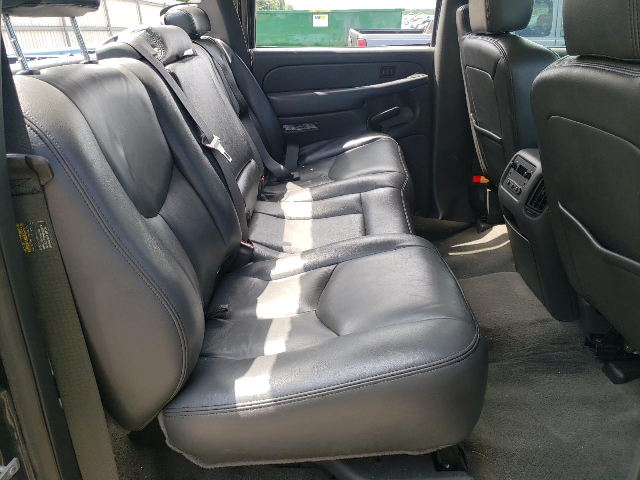 Photo 6 from auction – 2005 GMC NEW SIERRA with VIN 2GTEK13T151239144