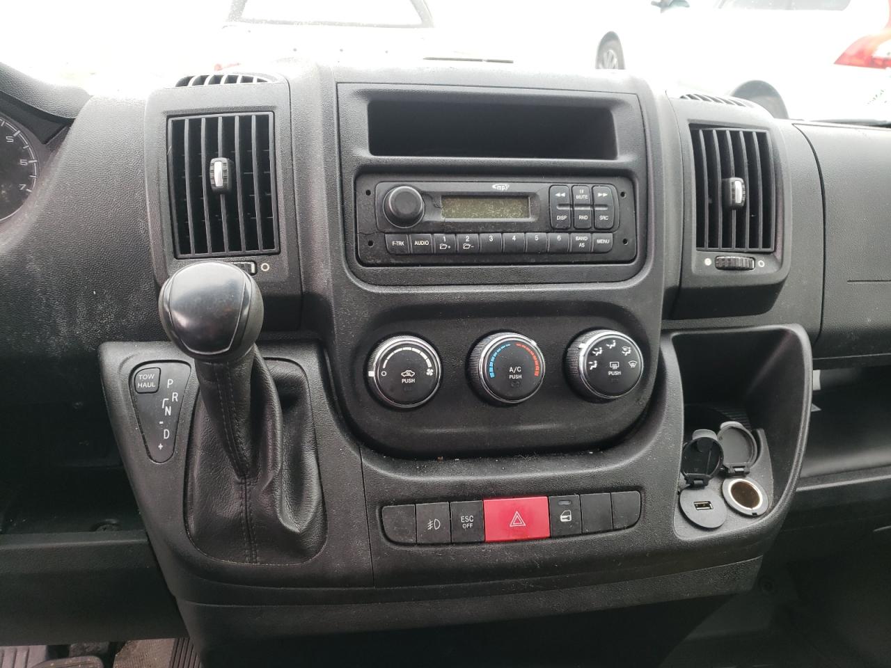 Photo 9 from auction – 2017 RAM PROMASTER with VIN 3C6TRVPG4HE502331