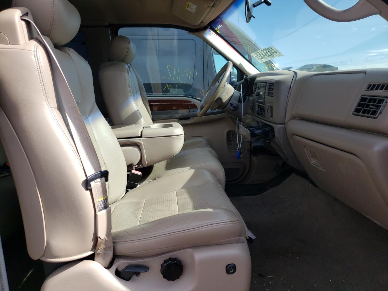 Photo 5 from auction – 2002 FORD F250 SUPER with VIN 1FTNX21L72ED29676