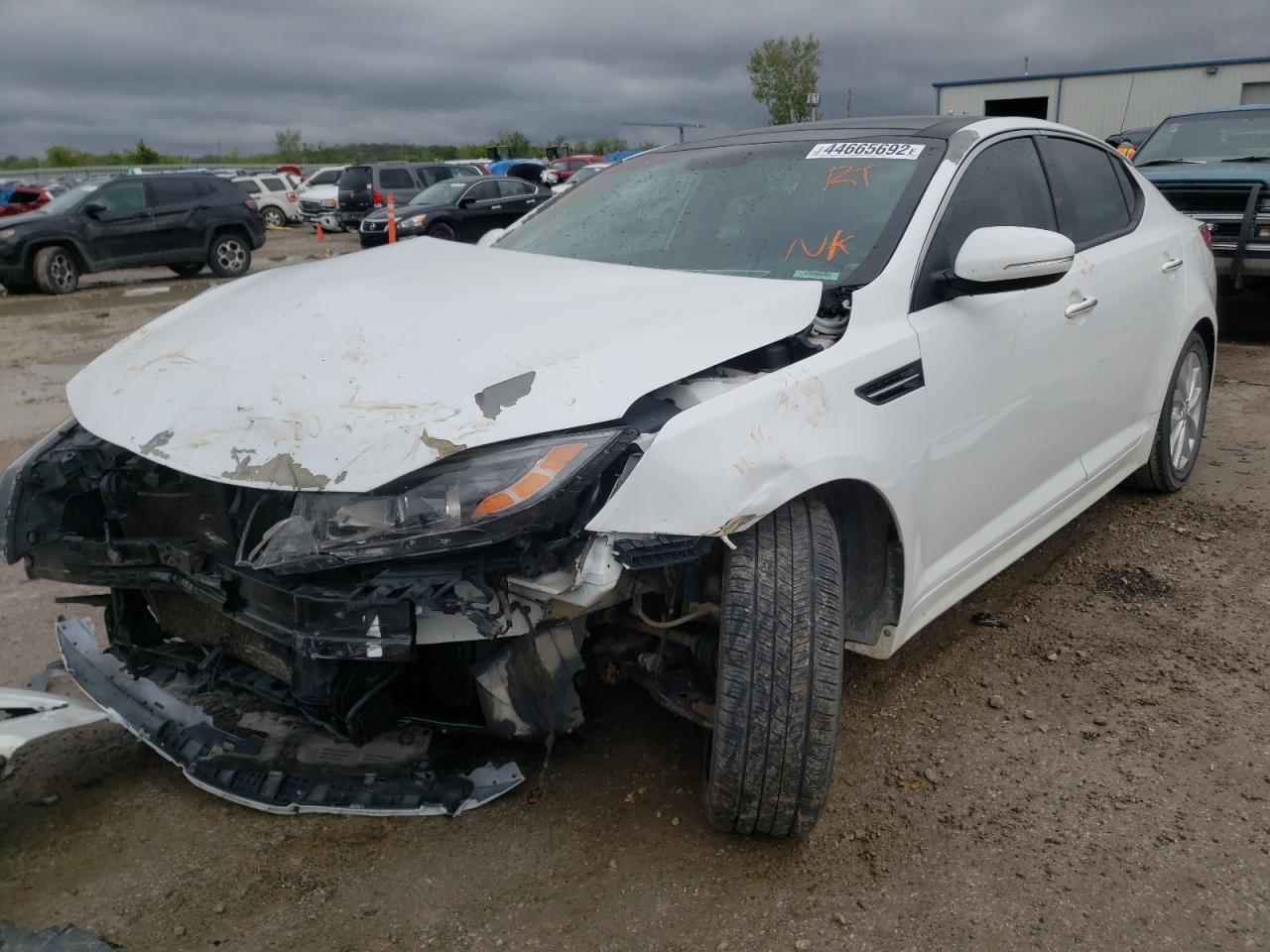 Photo 2 from auction – 2014 KIA OPTIMA with VIN 5XXGN4A77EG288009