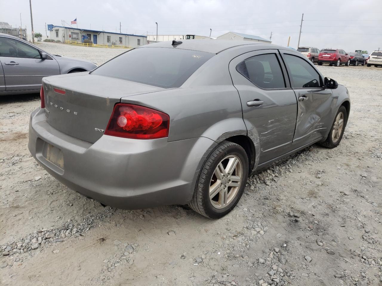 Photo 4 from auction – 2013 DODGE AVENGER SX with VIN 1C3CDZCB7DN590861