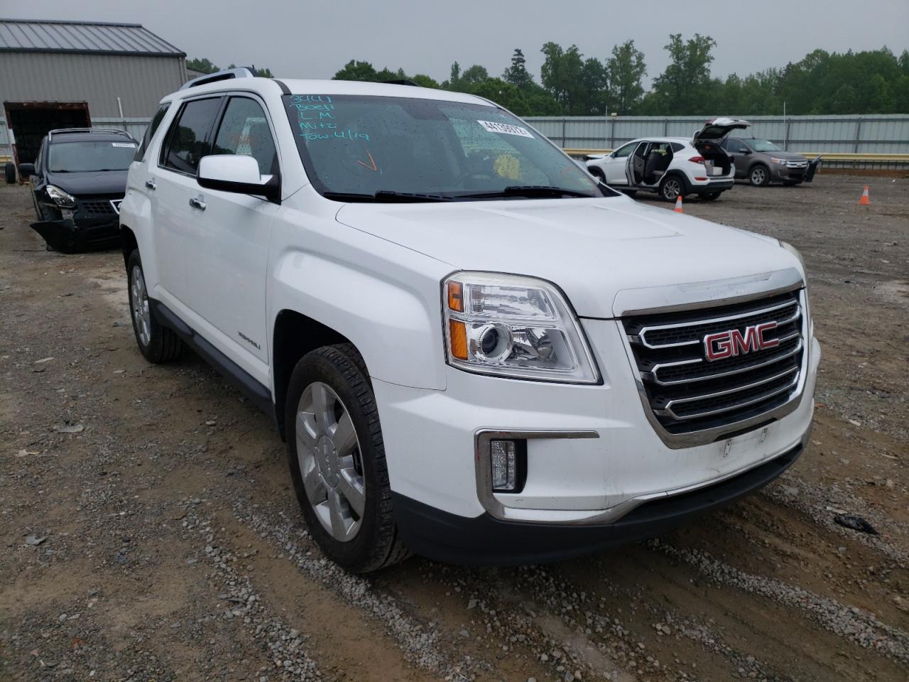 GMC TERRAIN SL 2016 z numerem VIN 2GKFLUE32G6347931 - Zdjęcie z aukcji