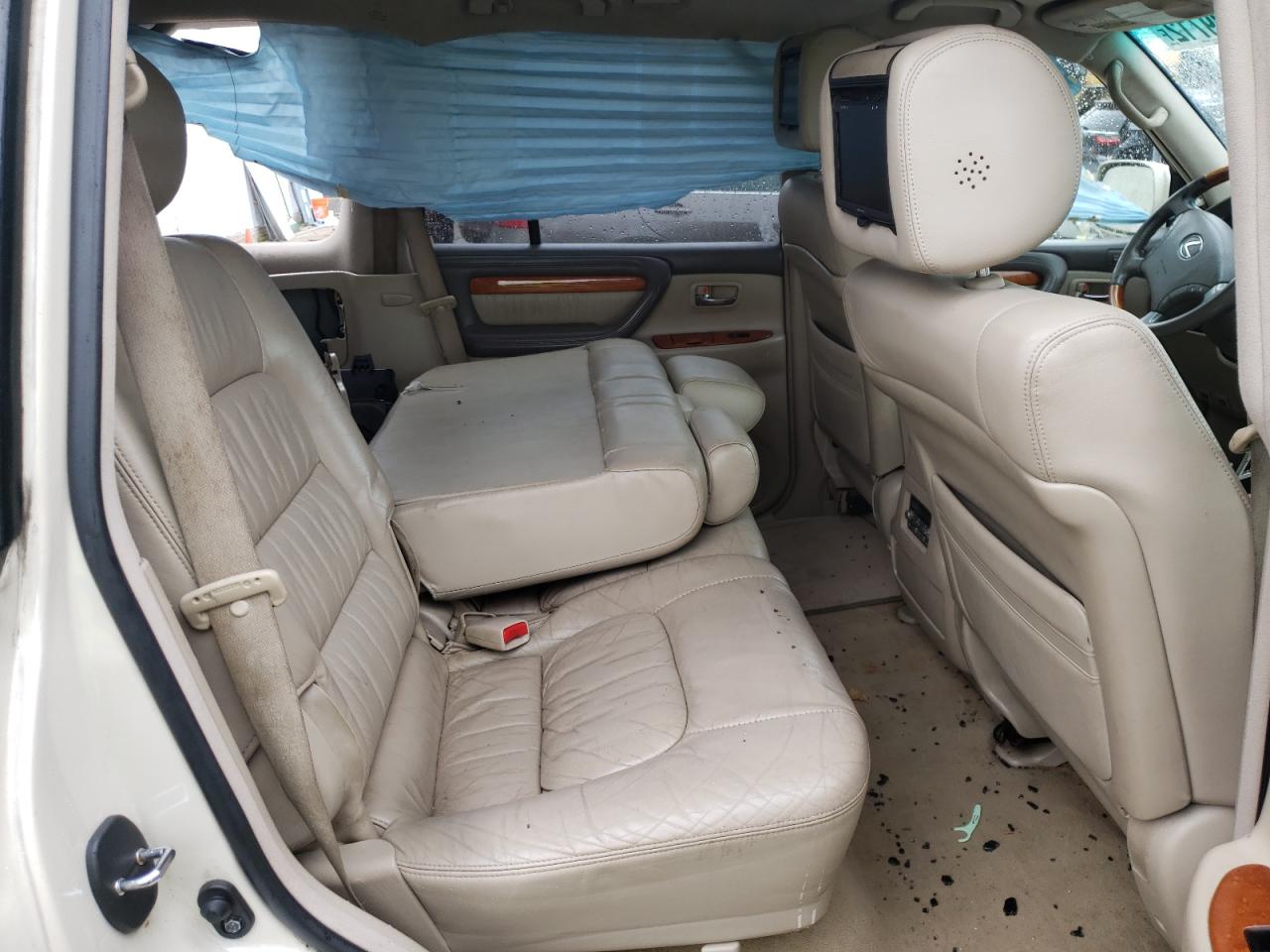 Photo 6 from auction – 2007 LEXUS LX 470 with VIN JTJHT00W974026496