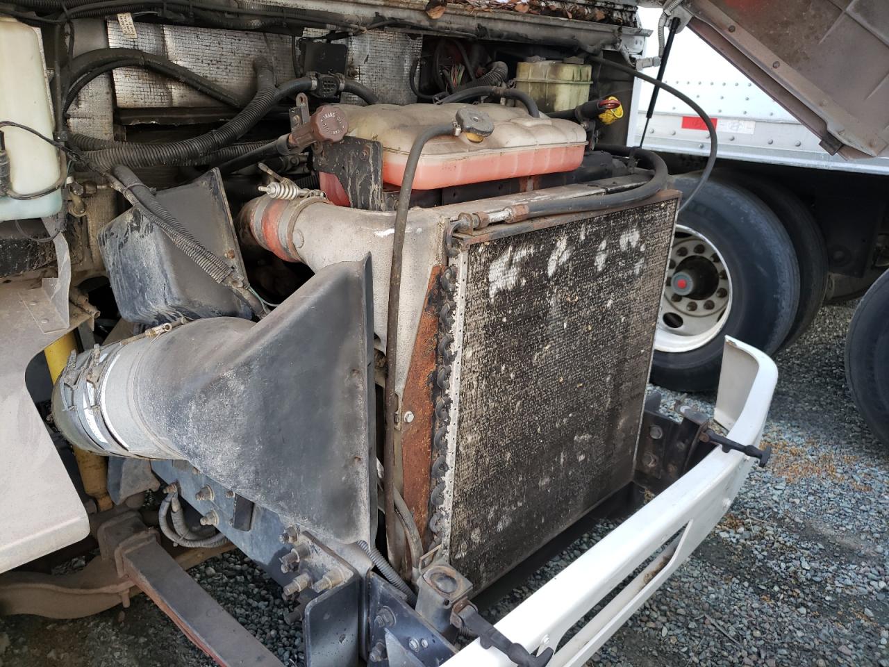 Photo 7 from auction – 2007 FREIGHTLINER CHASSIS M with VIN 4UZAANDH17CY91970