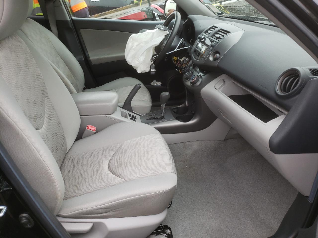 Photo 5 from auction – 2010 TOYOTA RAV4 with VIN 2T3BF4DV4AW072286