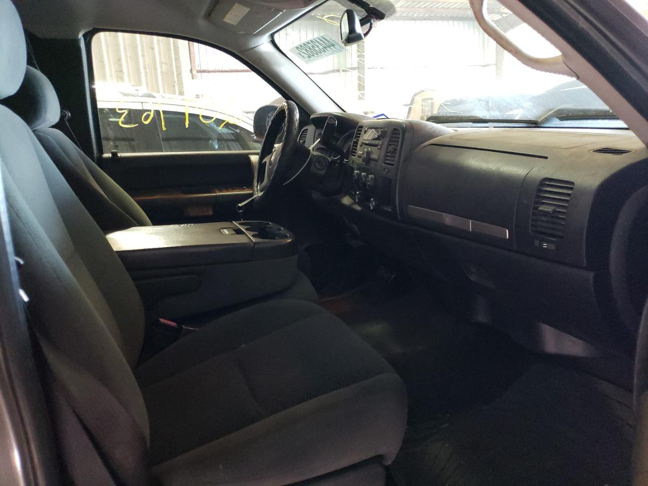 Photo 5 from auction – 2008 CHEVROLET SILVERADO with VIN 1GCHC29K58E176955