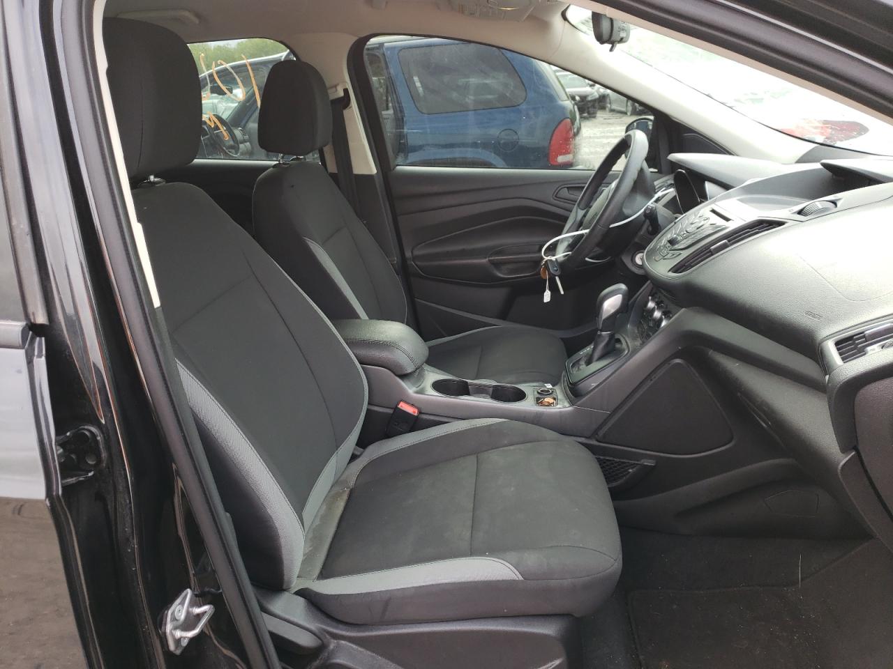 Photo 5 from auction – 2015 FORD ESCAPE S with VIN 1FMCU0F78FUB61571