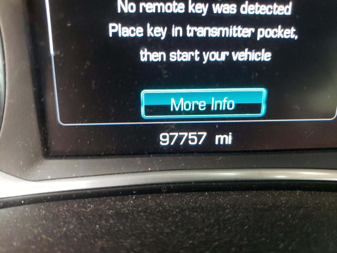 Photo 8 from auction – 2018 CHEVROLET MALIBU LT with VIN 1G1ZD5ST5JF168403