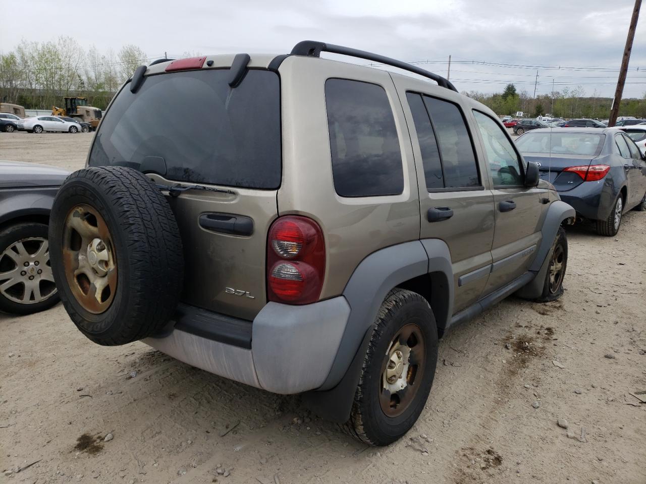 Photo 4 from auction – 2005 JEEP LIBERTY SP with VIN 1J4GL48K05W698188