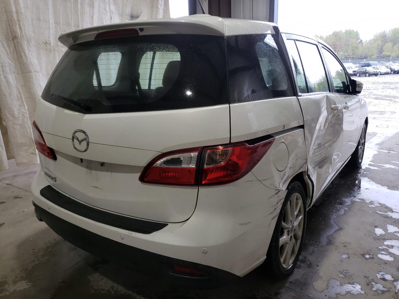 Photo 4 from auction – 2015 MAZDA 5 TOURING with VIN JM1CW2CL2F0178904