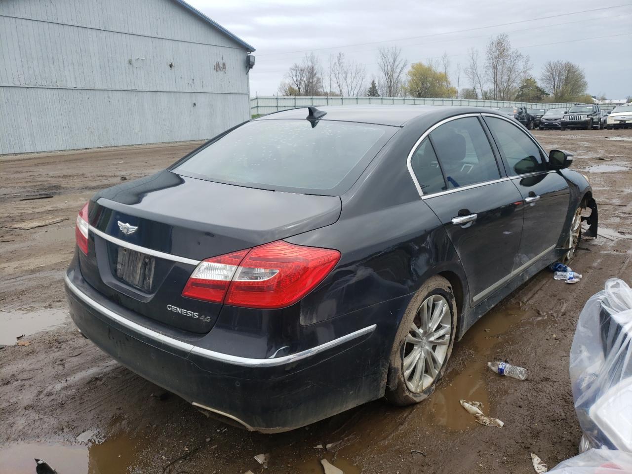 Photo 4 from auction – 2012 HYUNDAI GENESIS 4. with VIN KMHGC4DF1CU157864