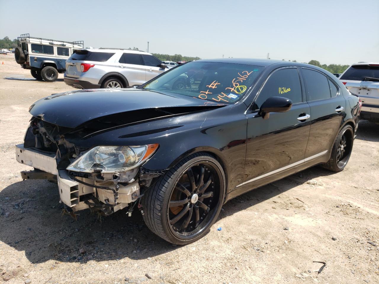 Photo 15 from auction – 2007 LEXUS LS 460 with VIN JTHBL46F975016020