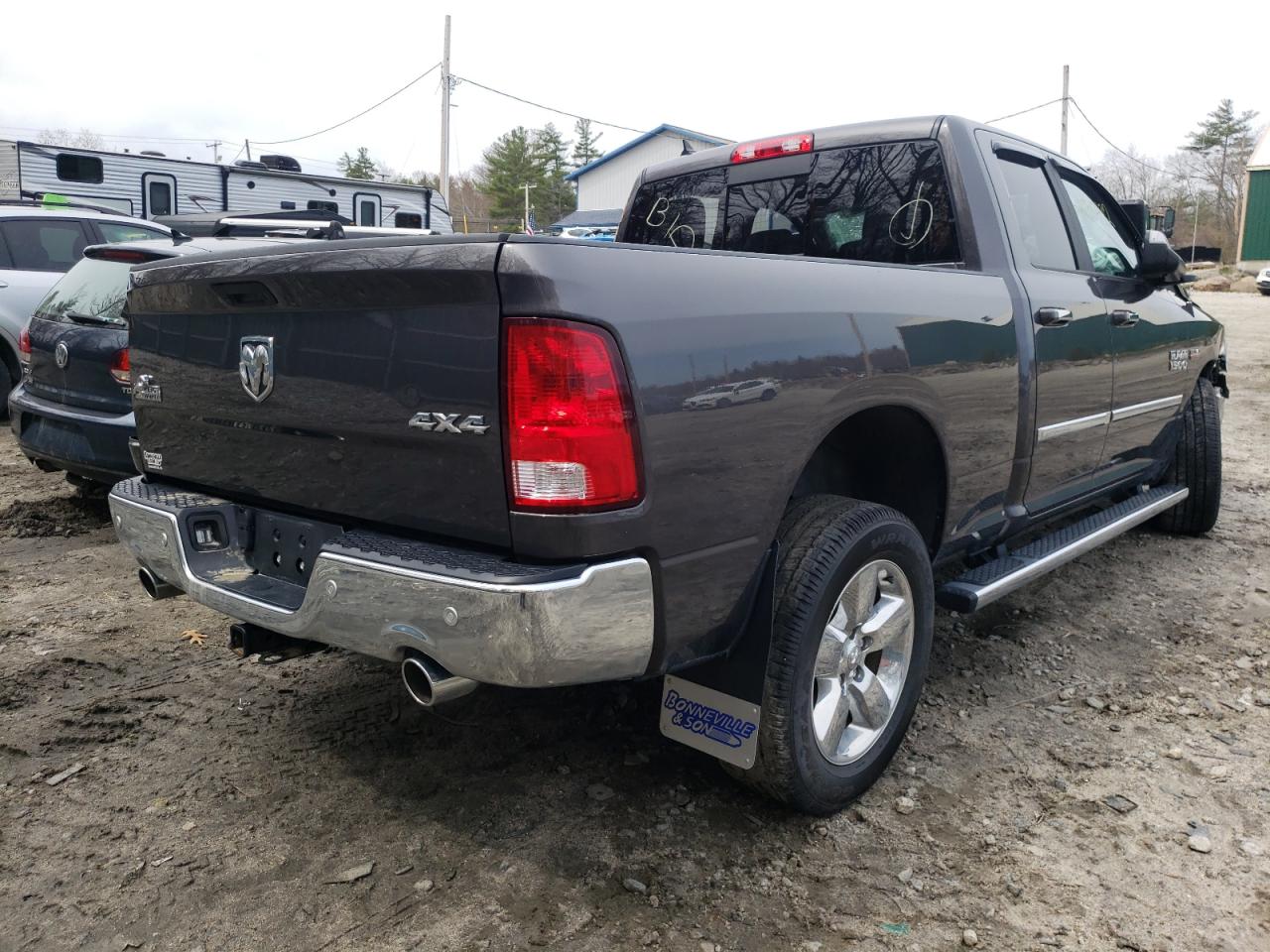 Photo 4 from auction – 2018 RAM 1500 SLT with VIN 1C6RR7GT2JS176373