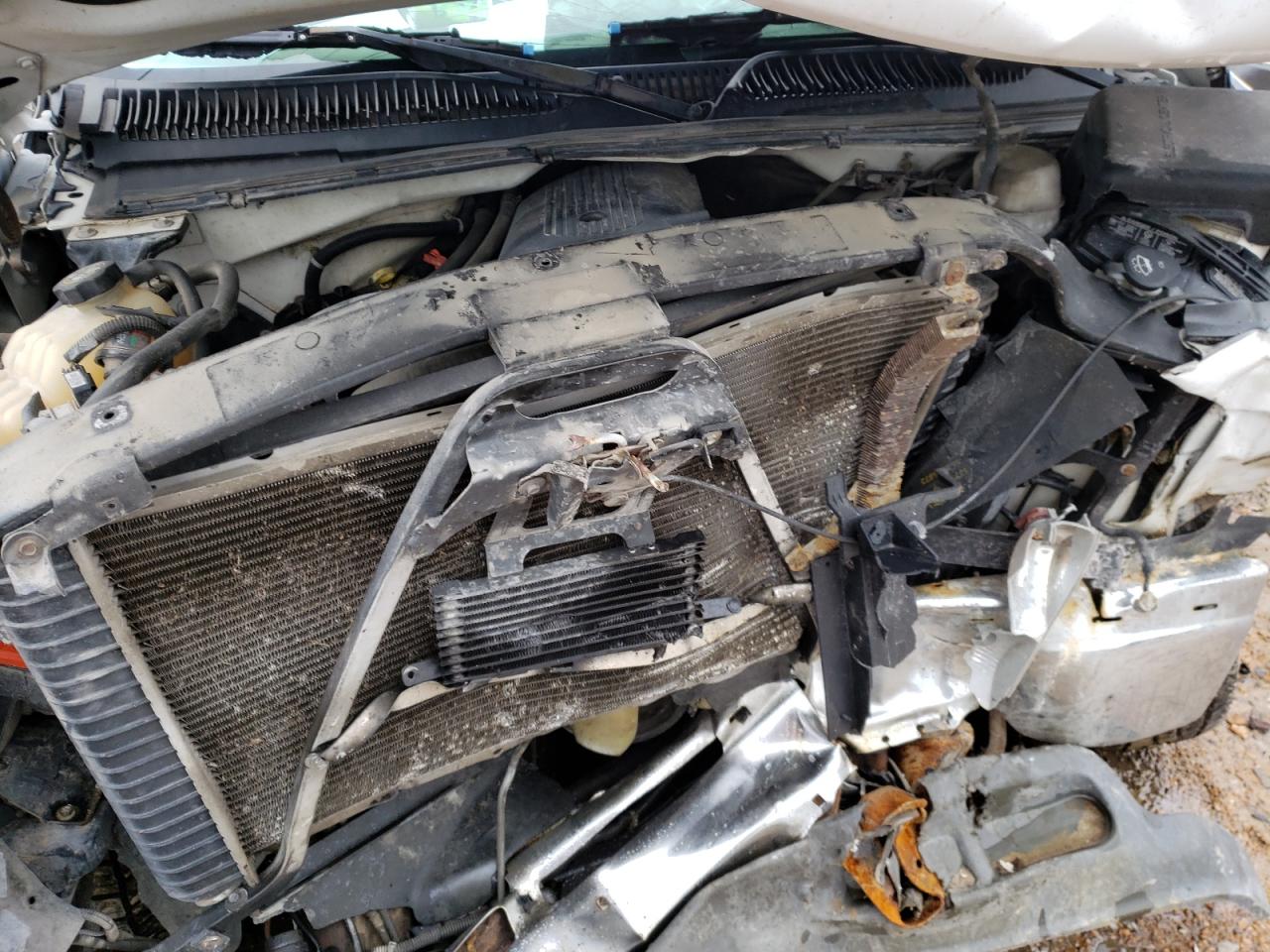 Photo 7 from auction – 2002 CHEVROLET SILVERADO with VIN 1GBHC24U52Z222068
