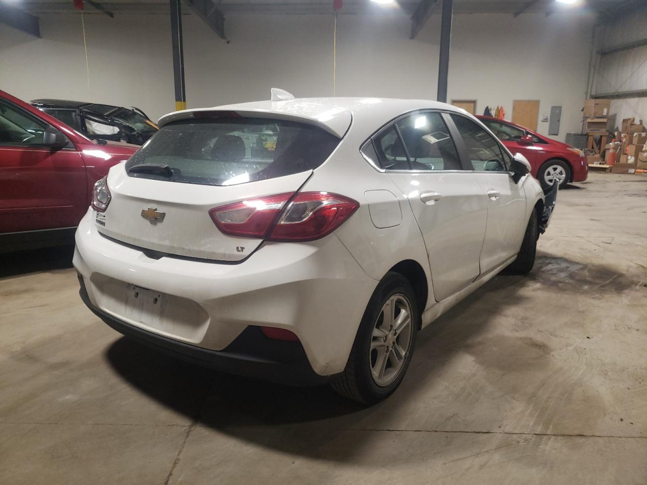 Photo 4 from auction – 2018 CHEVROLET CRUZE LT with VIN 3G1BE6SM3JS590775
