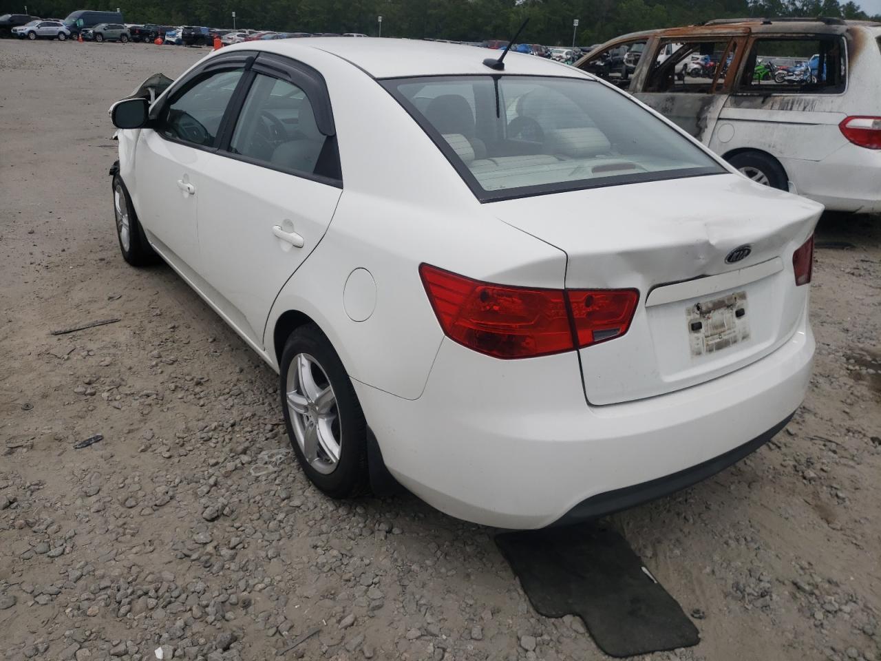 Photo 3 from auction – 2010 KIA FORTE EX with VIN KNAFU4A20A5141853