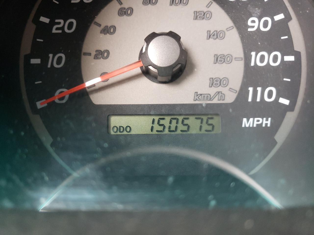 Photo 8 from auction – 2003 TOYOTA 4RUNNER SR with VIN JTEBU14R038010265