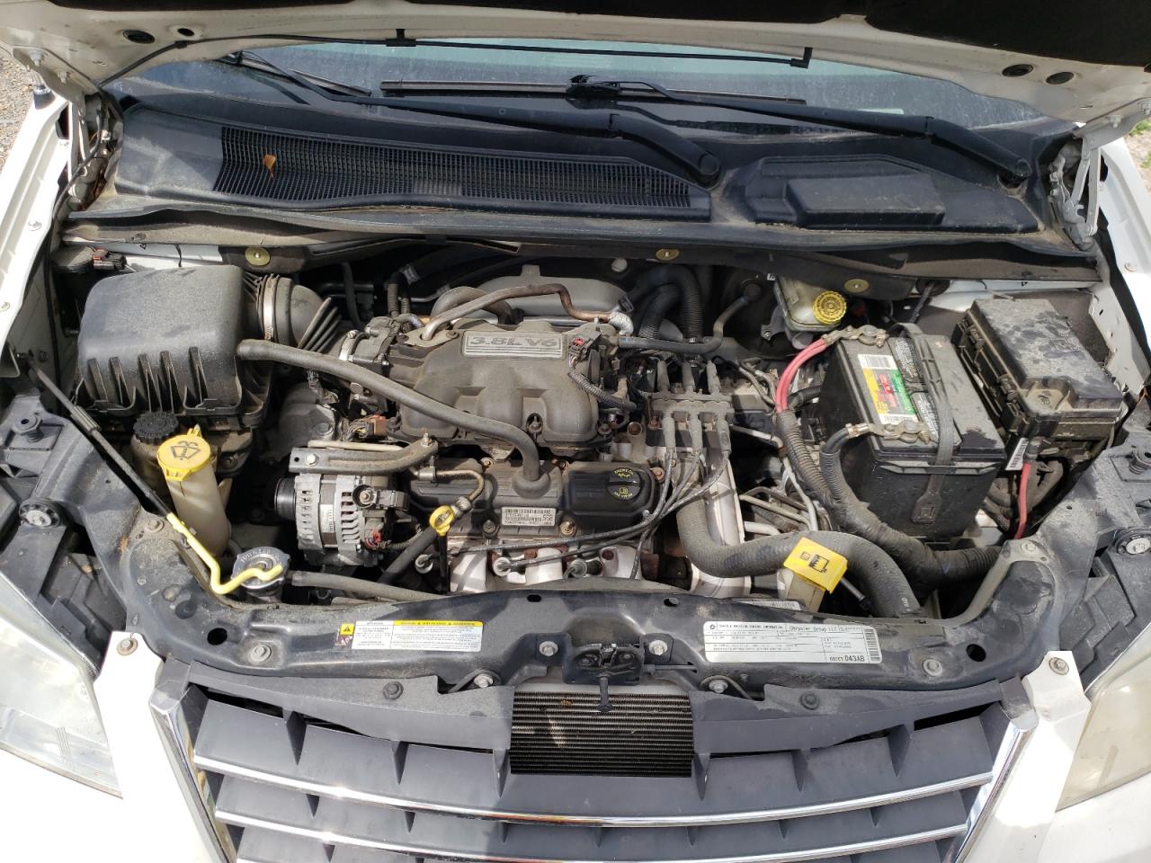 Photo 7 from auction – 2010 CHRYSLER TOWN & COU with VIN 2A4RR5D18AR235129