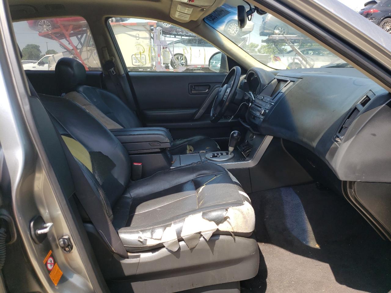 Photo 5 from auction – 2005 INFINITI FX35 with VIN JNRAS08U55X104584