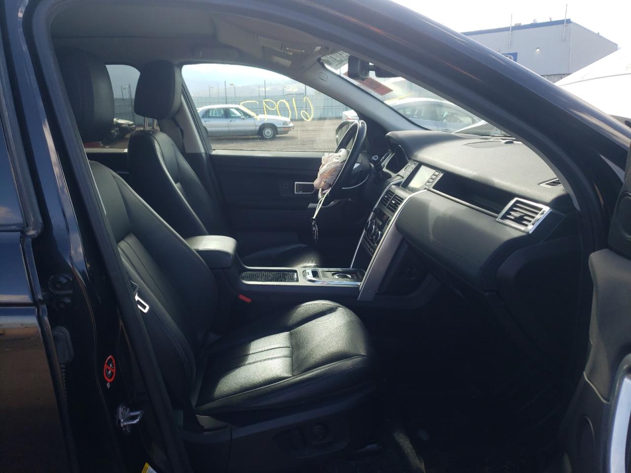 Photo 5 from auction – 2016 LAND ROVER DISCOVERY with VIN SALCR2BG2GH581062
