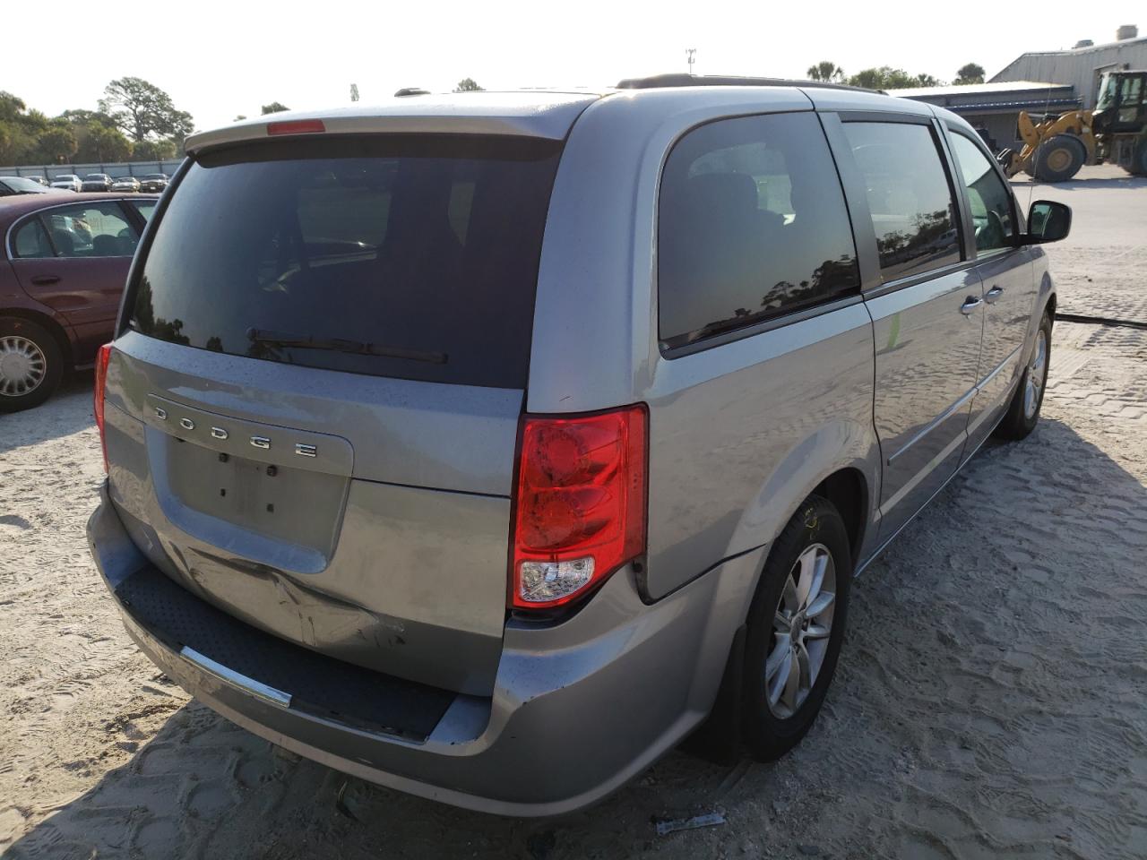 Photo 4 from auction – 2013 DODGE GRAND CARA with VIN 2C4RDGCGXDR601022