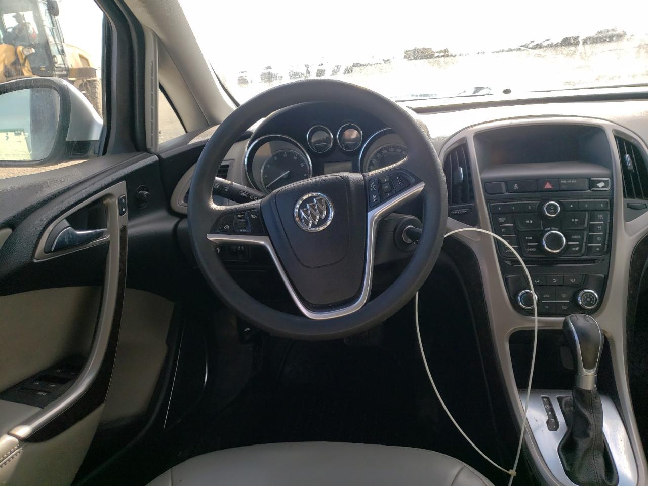 Photo 9 from auction – 2014 BUICK VERANO with VIN 1G4PN5SK0E4170768