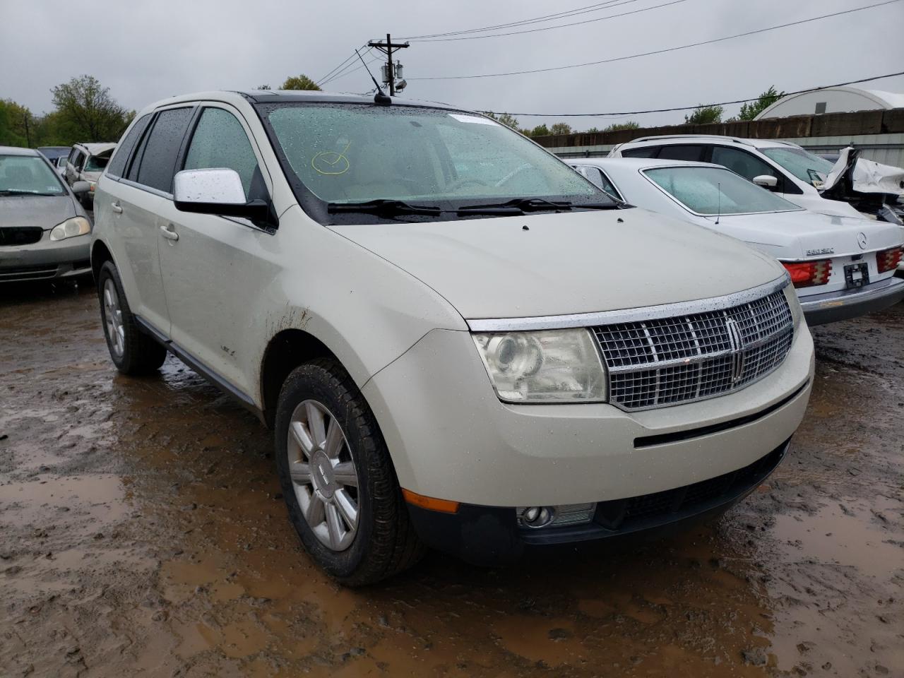 LINCOLN MKX 2007 with VIN 2LMDU88C07BJ39718 - Photo from auction