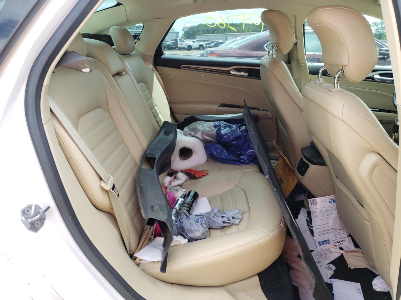 Photo 6 from auction – 2013 FORD FUSION SE with VIN 3FA6P0LU7DR201166