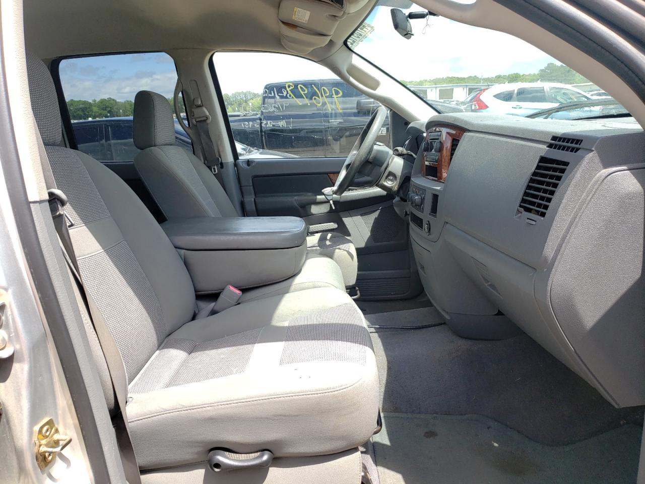 Photo 5 from auction – 2006 DODGE RAM 3500 S with VIN 3D7LL38C26G253951