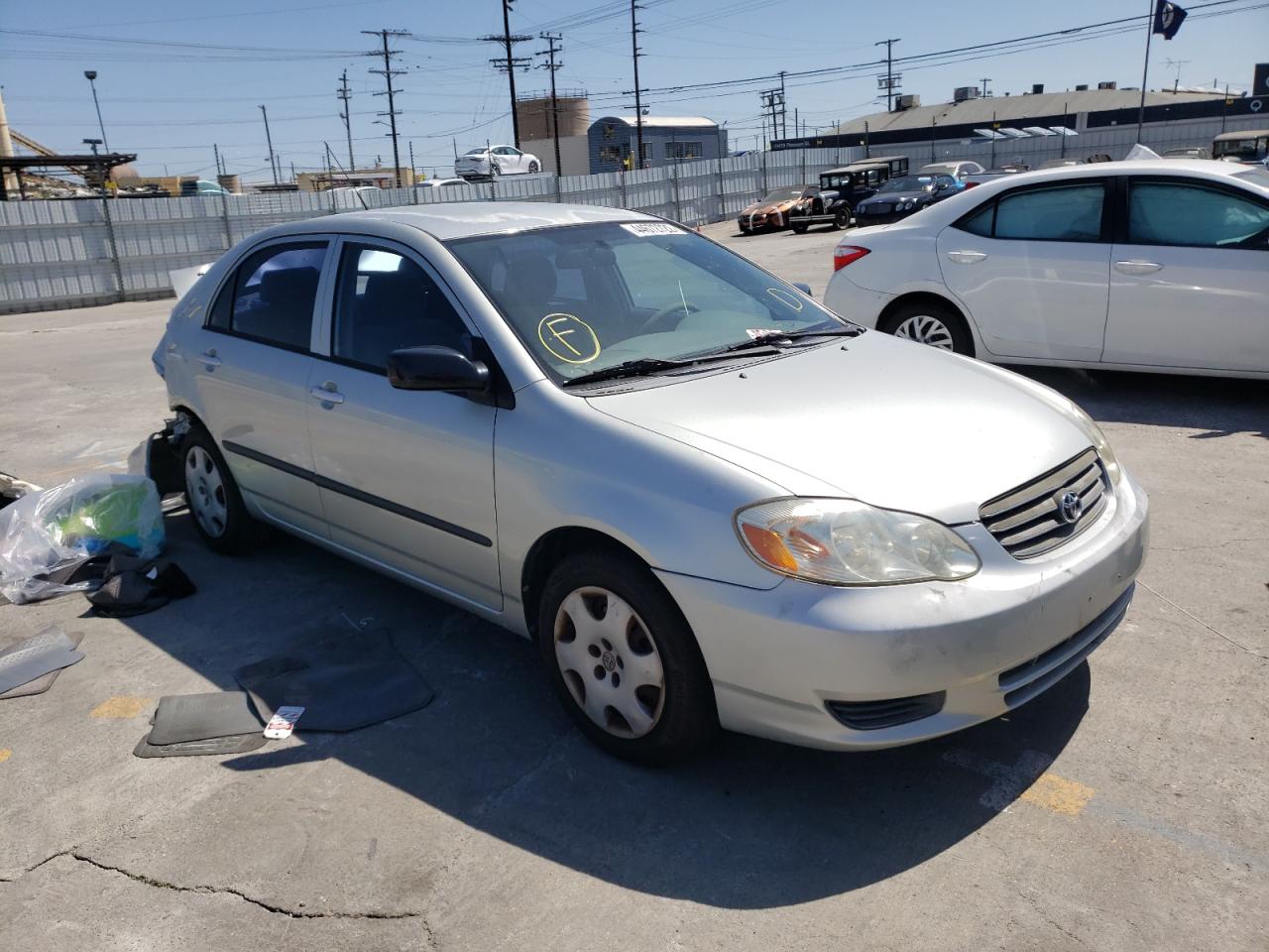 TOYOTA COROLLA CE 2004 con VIN JTDBR32E242021189 - Foto de la subasta