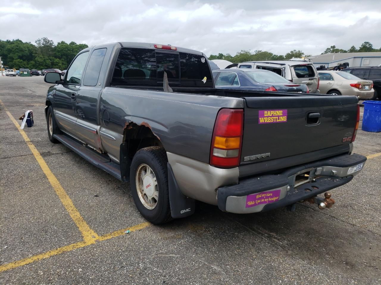 Photo 3 from auction – 2000 GMC NEW SIERRA with VIN 1GTEC19T7YZ185123