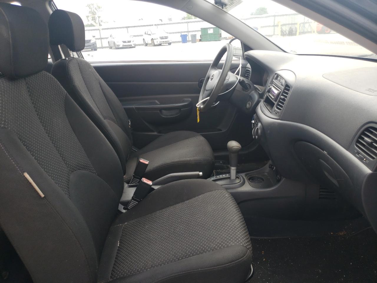 Photo 5 from auction – 2008 HYUNDAI ACCENT GS with VIN KMHCM36C68U067741