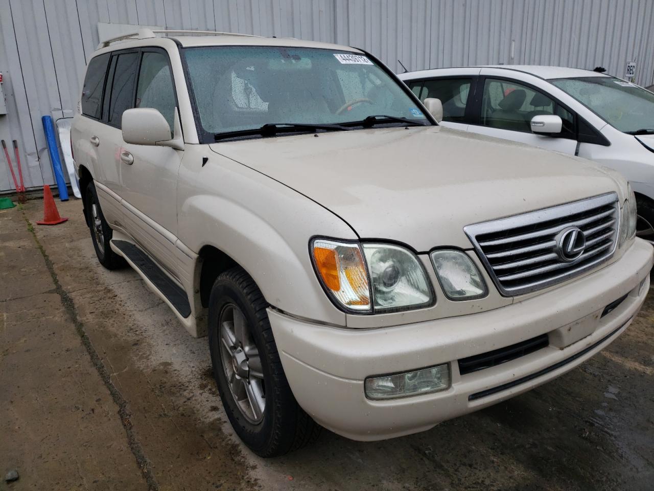 LEXUS LX 470 2007 with VIN JTJHT00W974026496 - Photo from auction