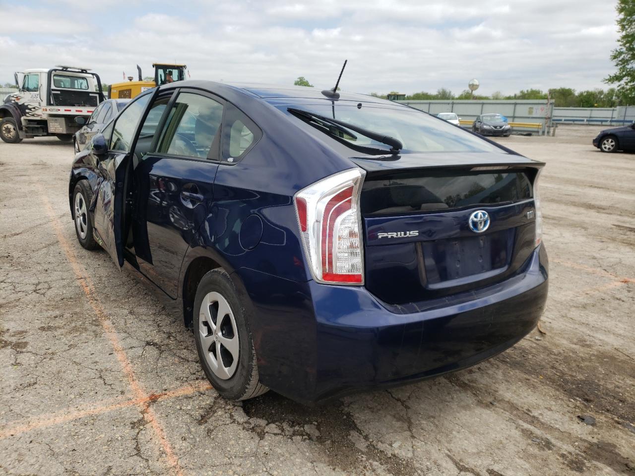 Photo 3 from auction – 2021 TOYOTA PRIUS with VIN JTDKN3DU2D1719095