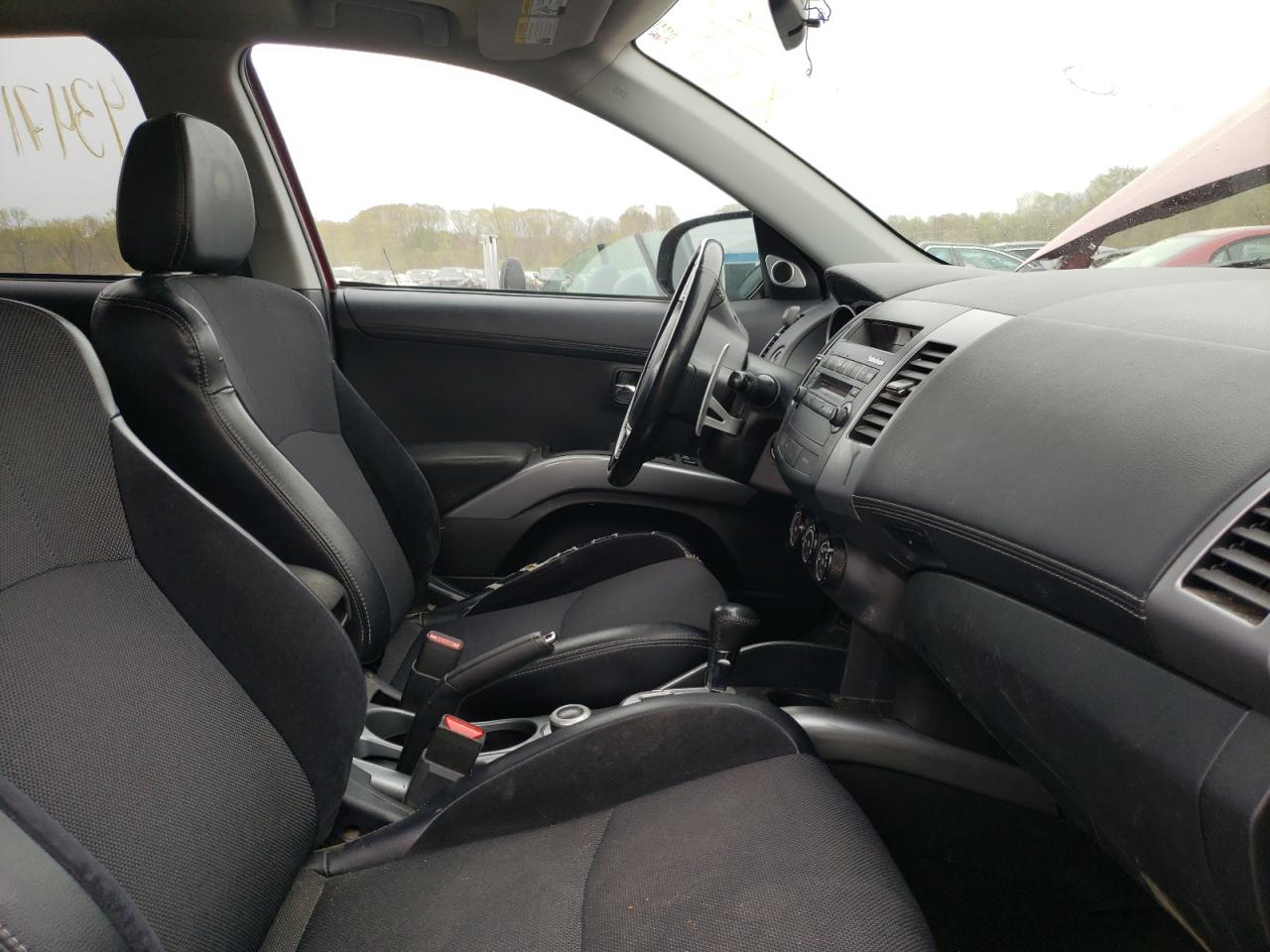Photo 5 from auction – 2011 MITSUBISHI OUTLANDER with VIN JA4JT3AW1BU009084